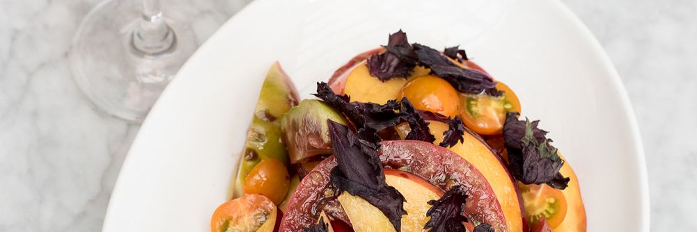 usa_2017_chef_challenge_the_walrus_the_carpenter_grilled_tomato_and_nectarine_salad_joannarruda_civp_43_.jpg